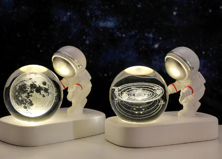 Creative Astronaut Starry Night Desk Light Decor